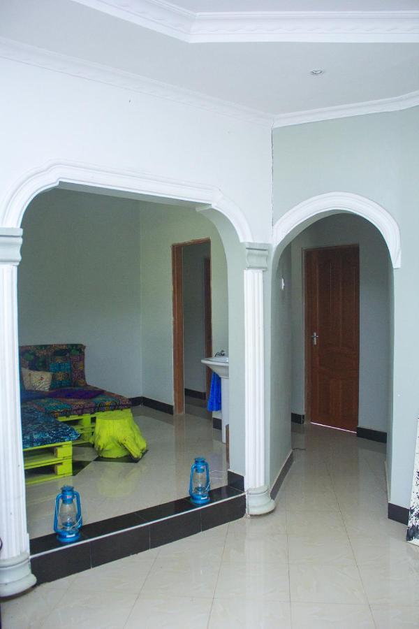 Bed and Breakfast New Dream House à Arusha Extérieur photo
