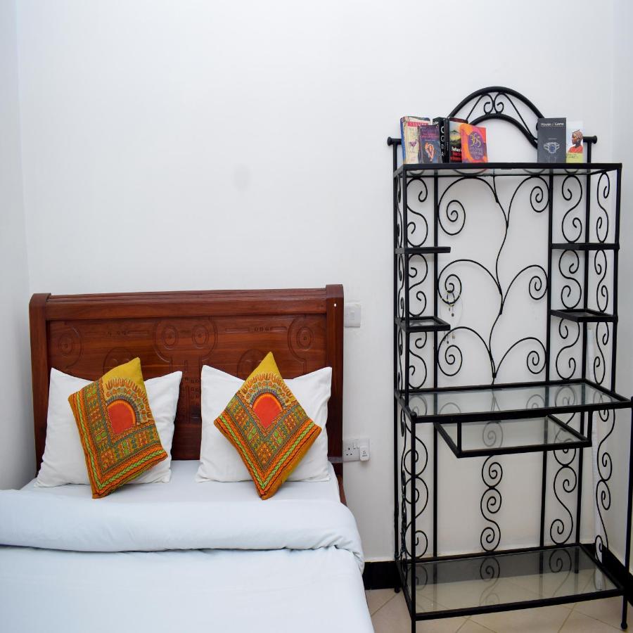 Bed and Breakfast New Dream House à Arusha Extérieur photo